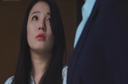 Em Cổ Động Viên Đá Bóng Vú Hồng Căng Mọng Phim Sex Công Sở Trên Máy Tính